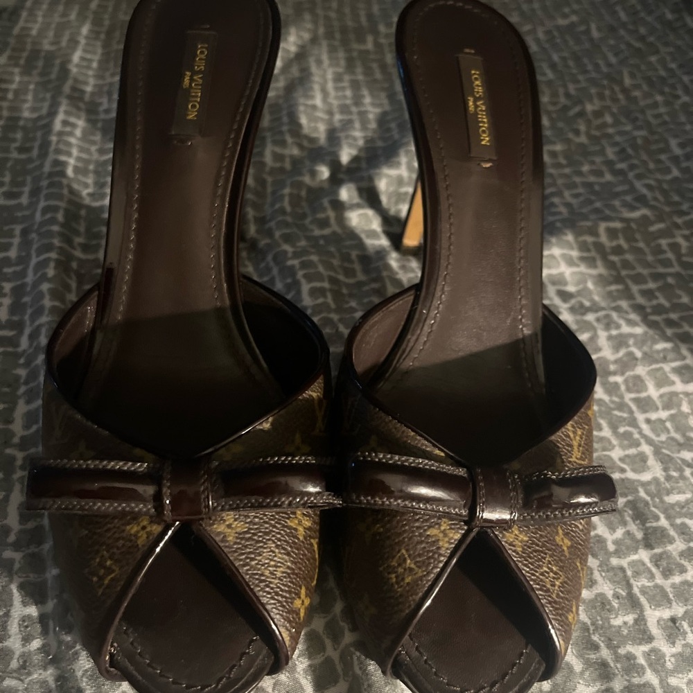 Louis Vuitton Brown Heels with Elegant Design